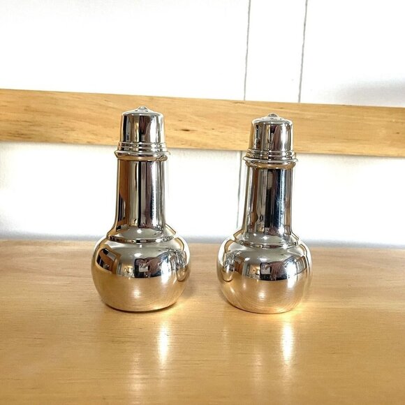 Silverplate Salt & Pepper Shakers WM Rogers IS International Silver Vintage - Picture 2 of 5
